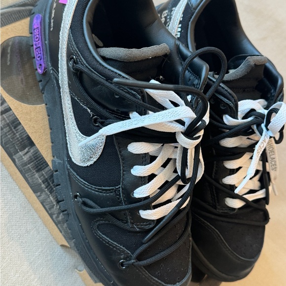 ⚡️NIKE x OFF-WHITE⚡️Lot 50 Metallic Dunk Low Sneakers - Picture 7 of 16